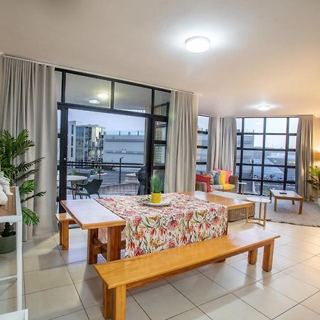 Stay At The Point - Triumphant Tropical Tranquility Durban Buitenkant foto
